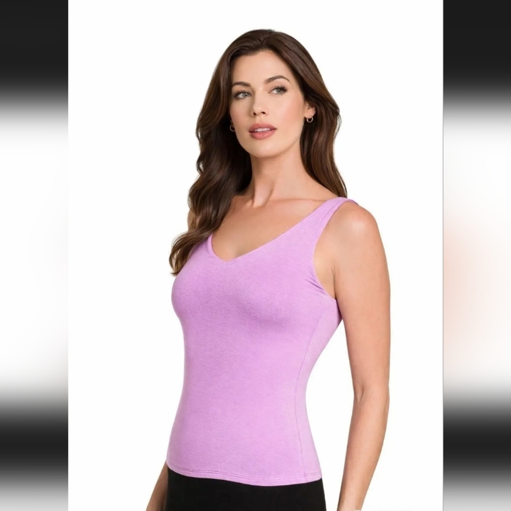 Zenana Double Layered V Neck Tank Top In Lavender Sz Medium NWOT